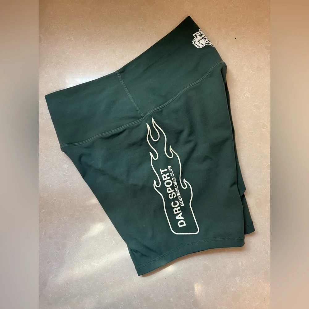 Darc Sport She Green Women's Shorts - Picture 3 of 4